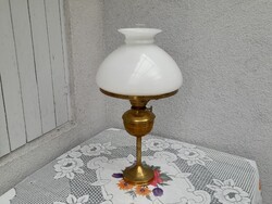 Gyönyörű antik olajlámpa