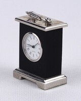 1X313 Kisméretű BB Quartz asztali óra