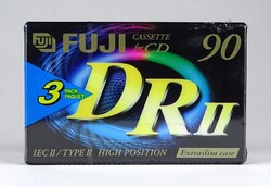 1I387 Bontatlan Fuji DR II 90 audio kazetta 3 darab