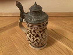 Kis méretű ónfedeles kupa