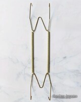 Tányértartó rugós tányérakasztó falra akasztáshoz