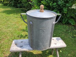 Antik nagy méretű bádog dunsztoló edény fa fogantyús füles régi befőző fazék horganyzott lemez