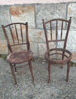 Mundus gyártmányú antik székek (2 db)