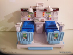 Toy - e.T - bed - negotiable - talking - siren - light - doctor asks for lab