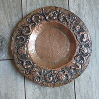 Csodaszép régi domborműves falidísz/tányér (24,8 cm)