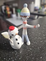 Aquincum Porcelán Fiú Hóemberrel – Ősz Szabó Antónia Téli Figura (1970-es évek)