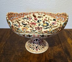 Antik, áttört Zsolnay talpas kínáló, gyümölcstál, perzsa mintával