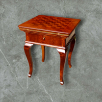 Antik játékasztal felújítva