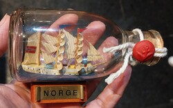 2 darab hajó üvegben, türelemüveg