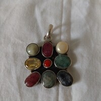 Köves ezüst medál. (Zafír, Rubin, Citrin, Gyöngy stb.)