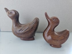 Fából faragott kacsák (2 db)