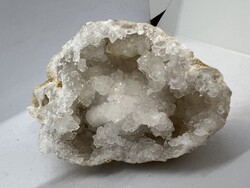 Hegyikristály ásvány geóda 1,25 kg