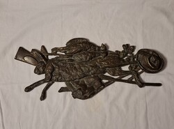 Antik nagyméretű bronz vadászos relief!