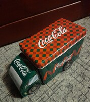 Coca-Colás autós fémdoboz