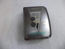 SONY WM-EX372  retro walkman (5731)