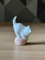 Herendi mini cica gombolyaggal - gyűjtői porcelán figura