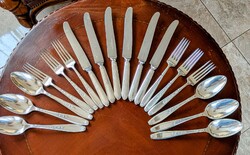 1847 Rogers Bros. “Remembrance” – vintage cutlery set (USA)