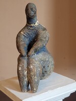 Absztrakt Ülő Figura