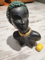 Izsépy Margit afrikai nő kerámia