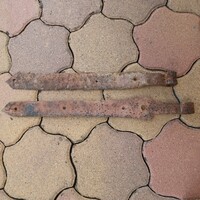 Régi kovácsoltvas kapupánt 2 db. Kreatív vintage