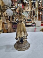 Régi réz nöi figura