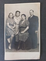 Régi fotó családi kép Petrik család - 1947  Foto Lampel Orosháza
