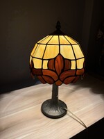 Tiffany éjjeli lámpa
