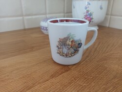 Kahla tyúkos / tollas mesemintás, mesejelenetes bögre, gyerekbögre