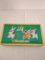 White Rabbit Rolls kínai cukorkás fémdoboz