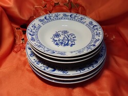 AML Royal,  német  porcelán  mély és lapos  tányér  3-3  db.
