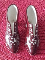 Miniatűr kerámia cipő pár hibátlan állapot .