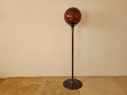 Retro iparművészeti bronz állólámpa borostyán színű búrával mid century lámpa