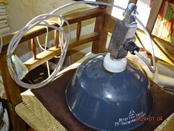 IPARI ZOMÁNCOS LÁMPABÚRA CSARNOK MŰHELY LOFT LÁMPA BÚRA