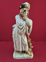 Herendi búsuló juhász