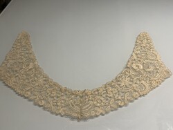 Antik brüsszeli csipke gallér ekrü színben, széles dekoltázsú ruhához