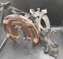 Tűzkutya, antik, kovácsoltvas, 30 x 23 cm-es nagyságú. 4110b