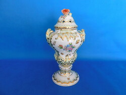 Víctoria Baroque vase from Herend
