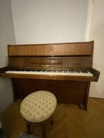 Petrof pianino zongora