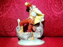 Herendi János Vitéz figura