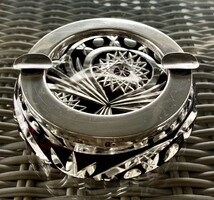 Gyönyörű bíbor színű kristály hamuzó , vastag ezüst peremmel !