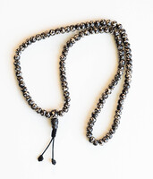Buddhista mala lánc (110 szem) - csont gyöngyökből - imafüzér meditációhoz buddhista