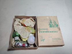 Old Christmas tree ornament in box, negotiable