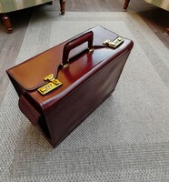 Pilot bőrtáska. Gyűjtői darab!