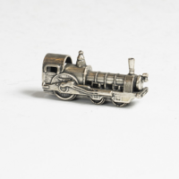 Ezüst miniatűr vonat (EZM61)