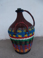 Régi szines drótfonott 10 l űrtartalmú üveg demizson Használatra .. de lakás dekornak is jól mutatna