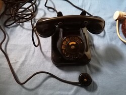 Régi bakelit telefon