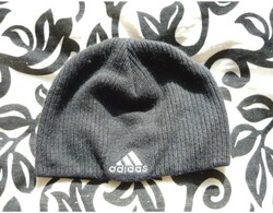 Adidas fiú kötött sapka