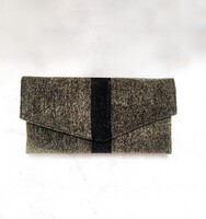 Arany-fekete boríték táska