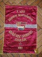 1981, kiváló KISZ szervezet zászló