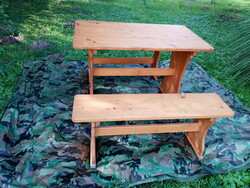 Fenyő asztal 2 paddal 1601